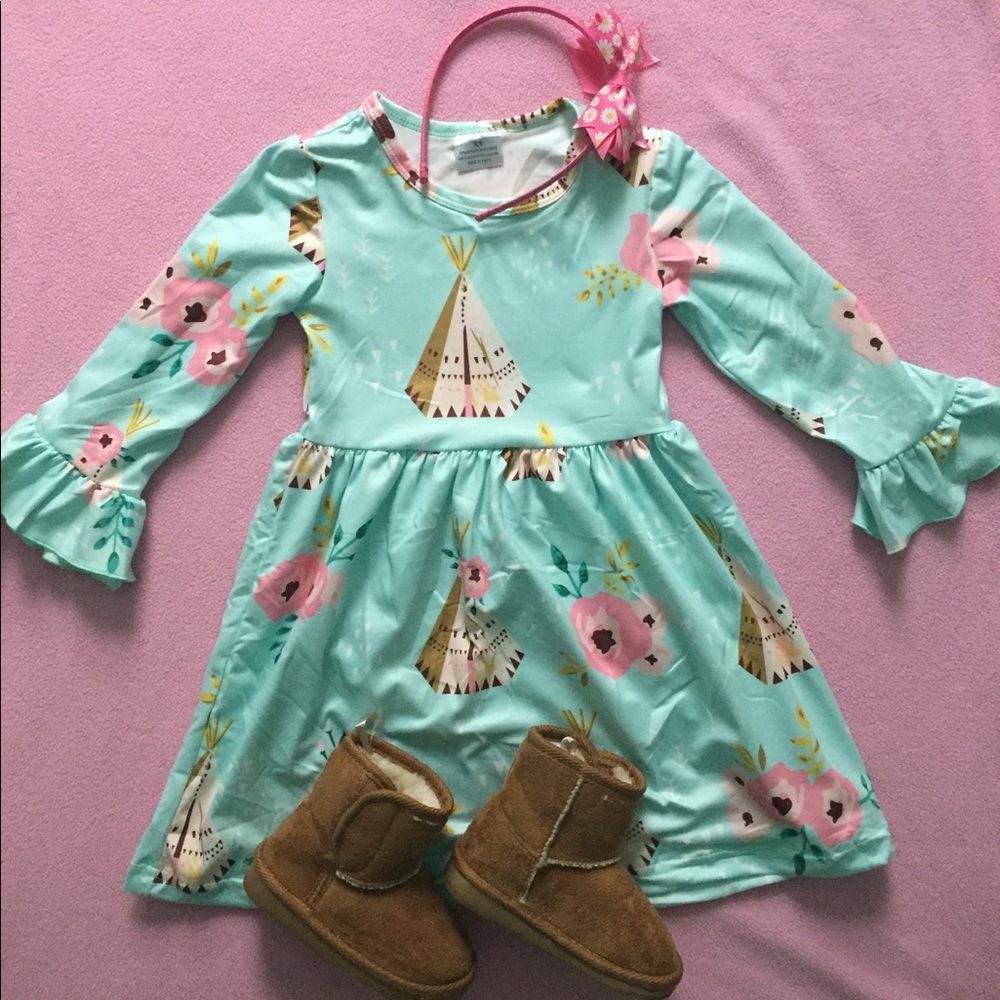 1 left!! Floral Mint Teepee Long Sleeved dress ๐ - Picture 6 of 6